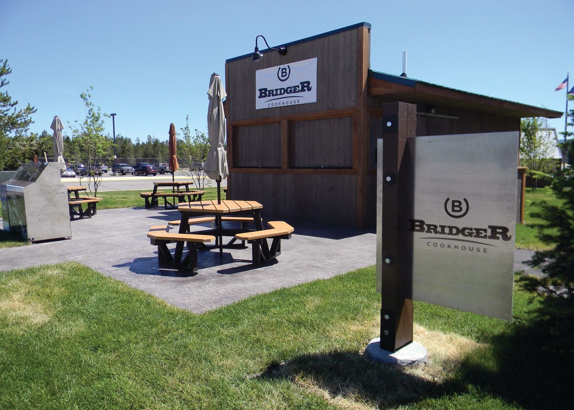 Explorer Cabins At Yellowstone West Yellowstone Exterior photo